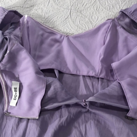 DO+BE Off the Shoulder blouse in Lavender - Picture 6 of 7